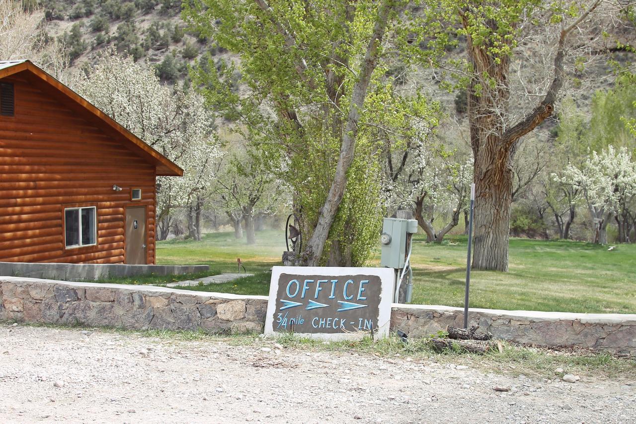 Hidden Canyon Retreat Baker Extérieur photo